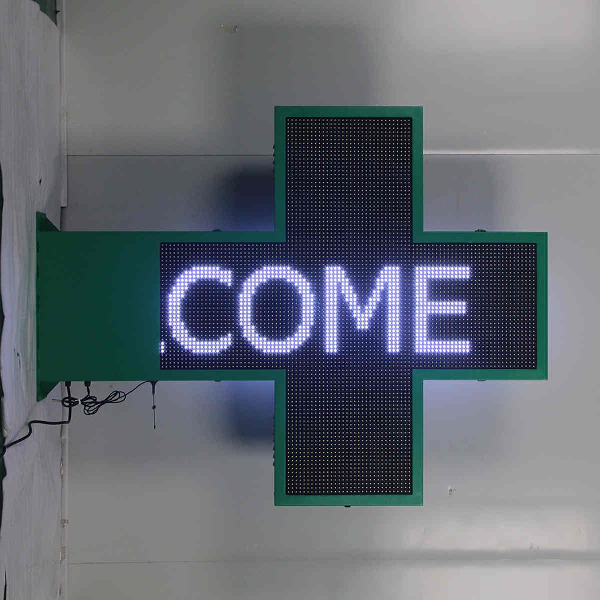 led cross screen