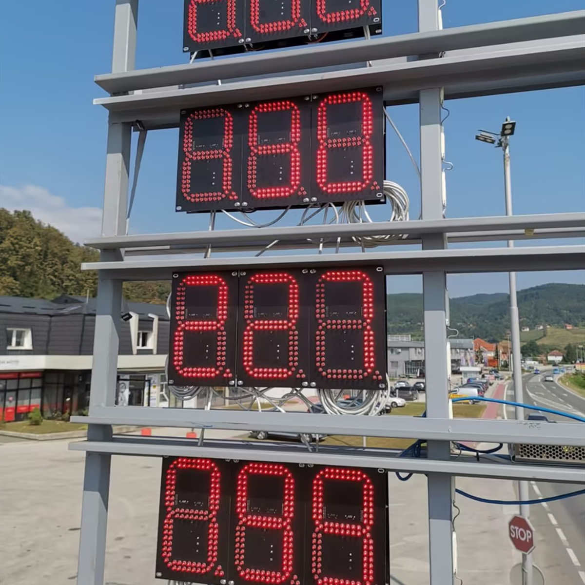 led gas price sign case