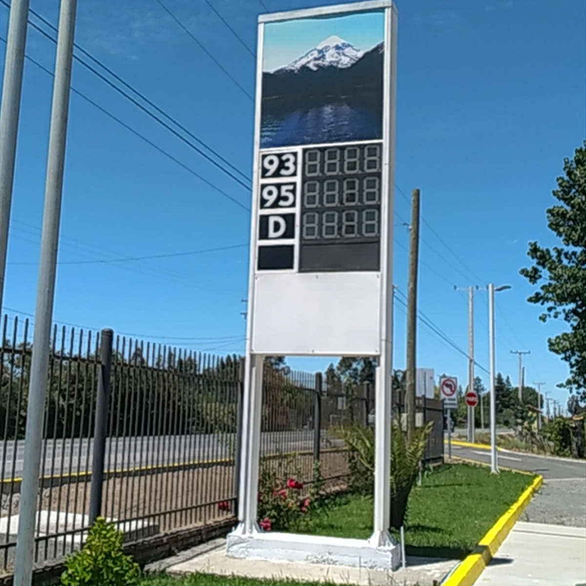 led gas price sign case