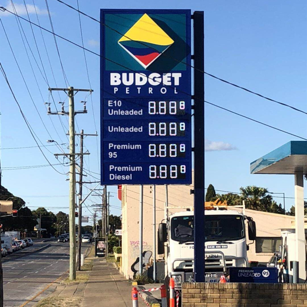 led gas price sign case