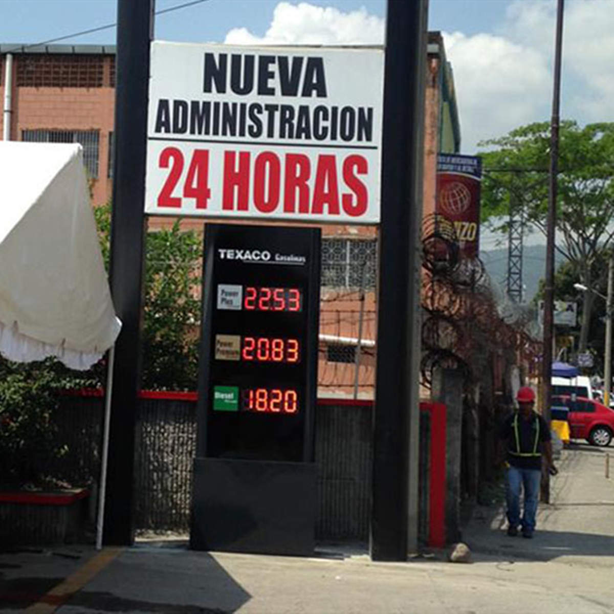 led gas price sign case