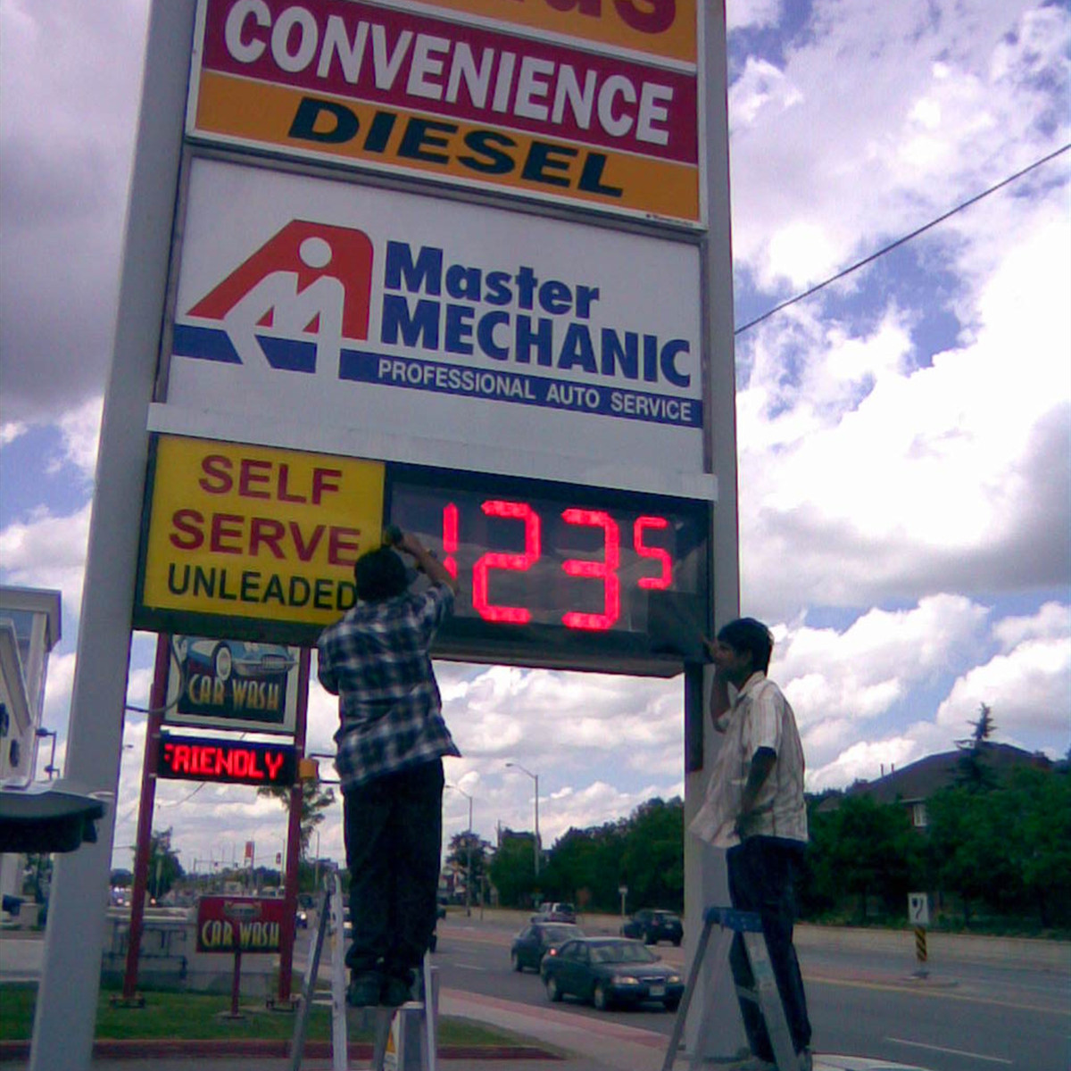 led gas price sign case