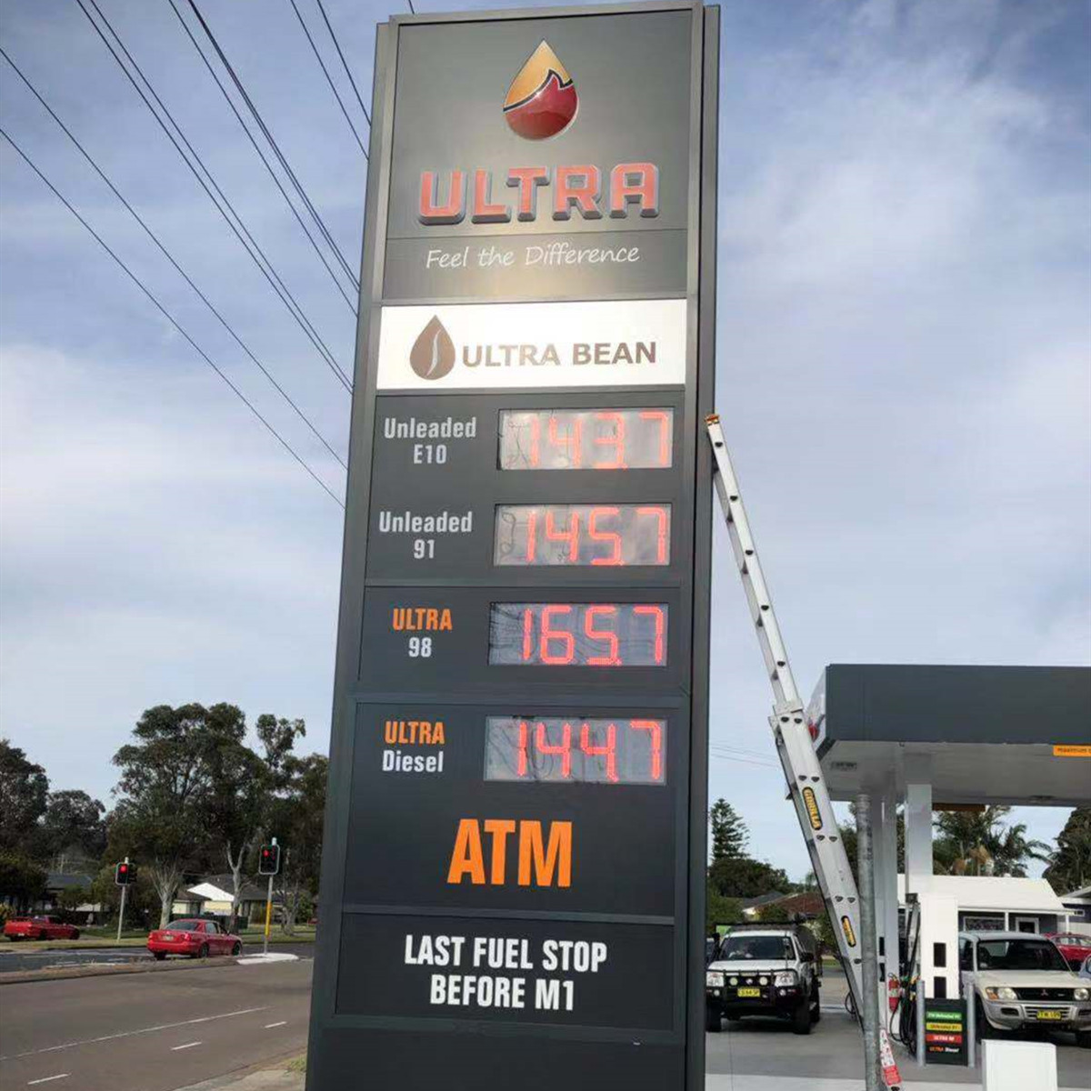 led gas price sign case