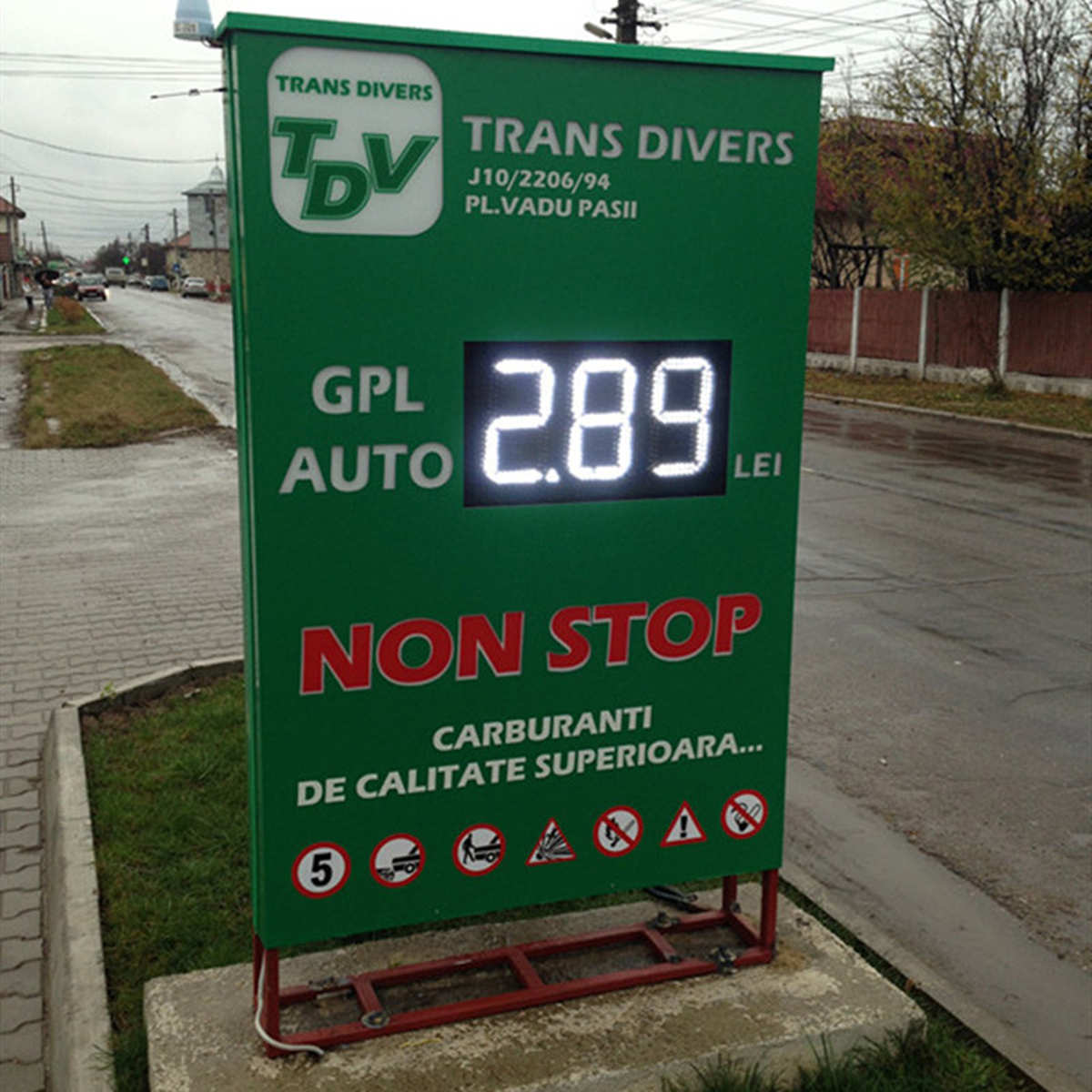 led gas price sign case